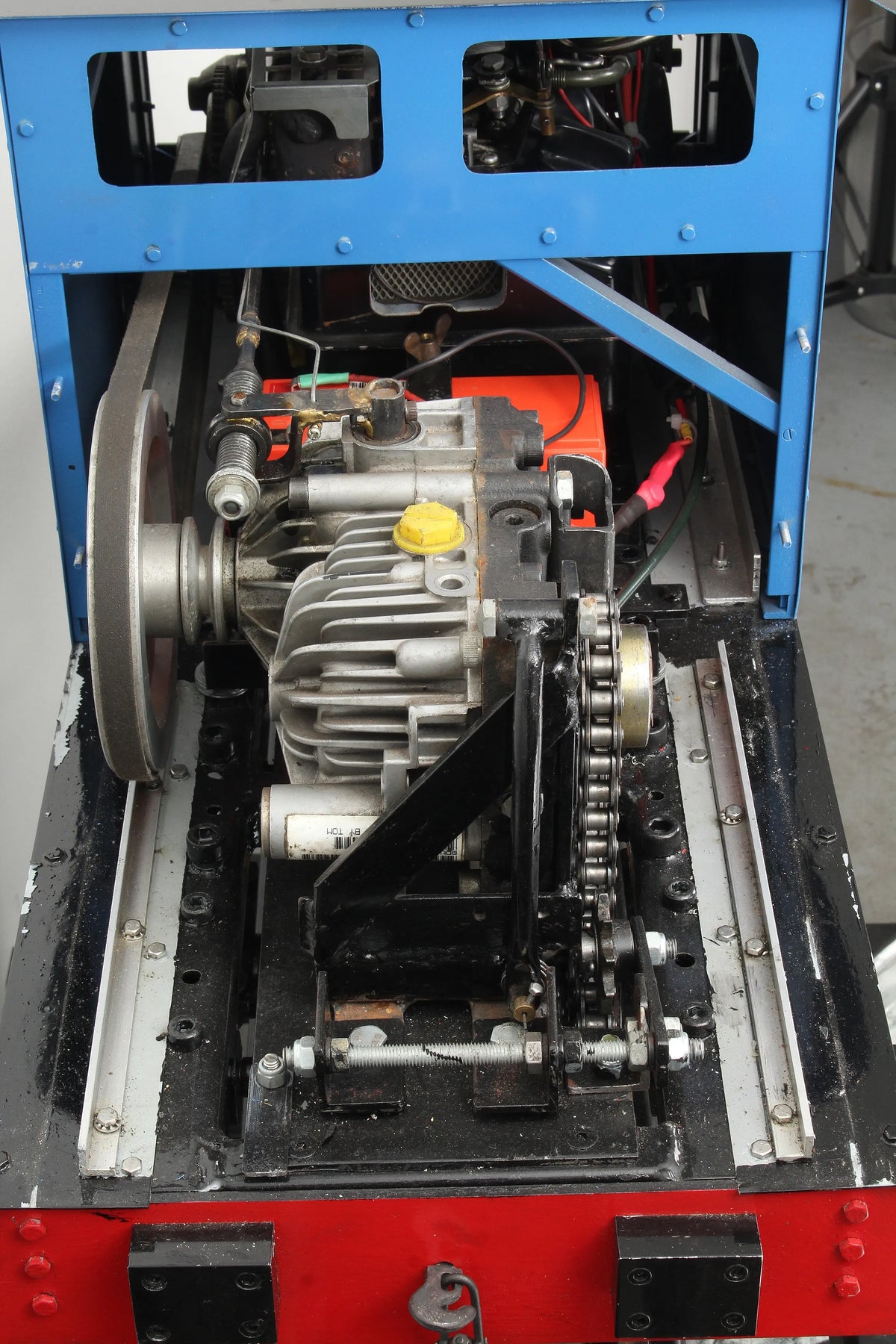 5 inch narrow gauge 0-6-0 petrol-hydraulic shunter