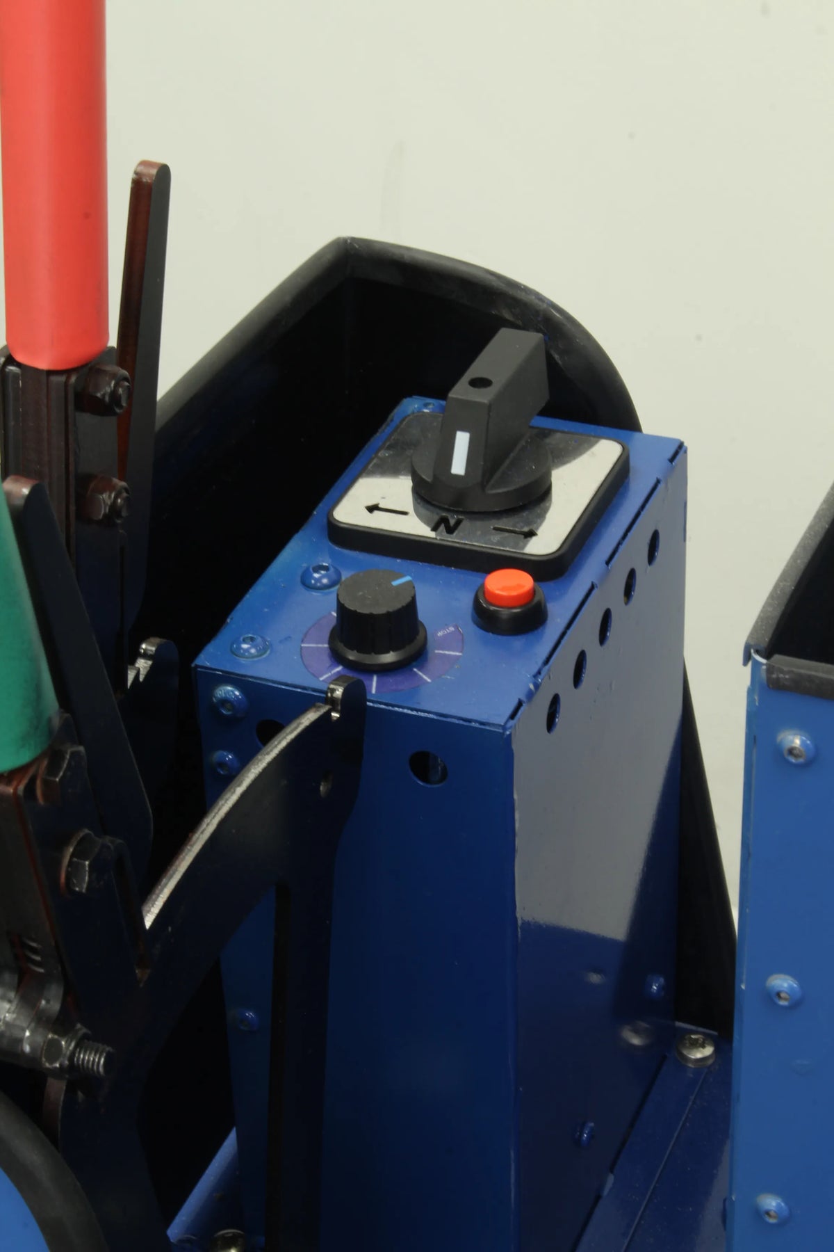 7 1/4 inch gauge "Scamp" 0-4-0 petrol-electric shunter