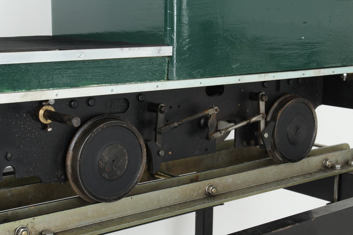 7 1/4 inch gauge battery electric 0-4-0 with driving truck
