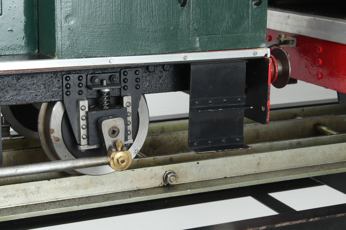 7 1/4 inch gauge battery electric 0-4-0 with driving truck