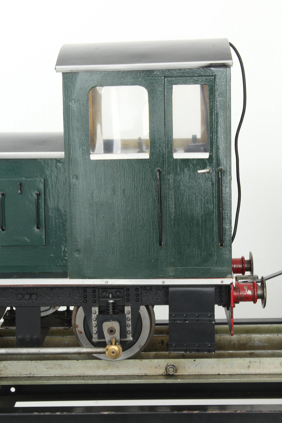 7 1/4 inch gauge battery electric 0-4-0 with driving truck