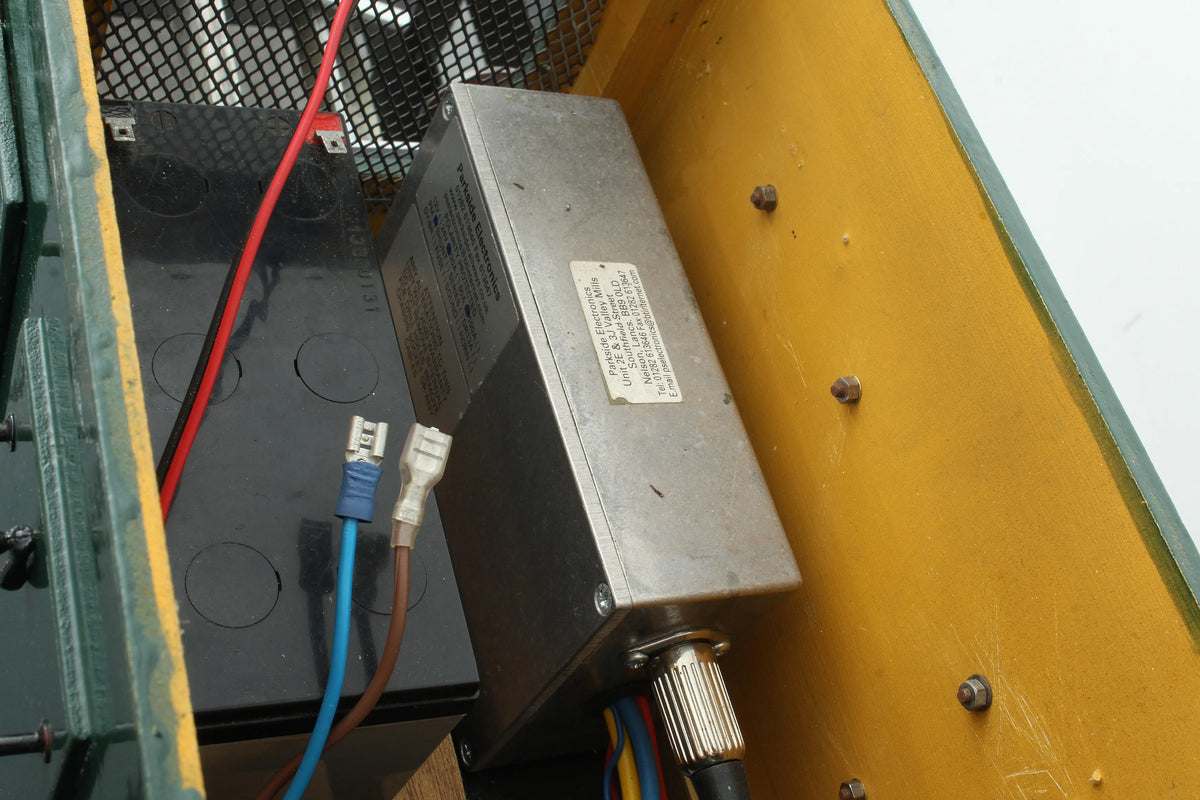 7 1/4 inch gauge battery electric 0-4-0 with driving truck