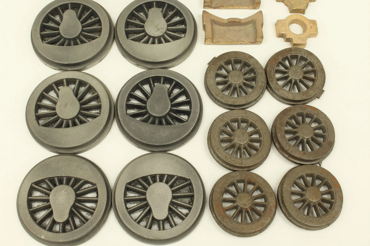 2 1/2 inch gauge LMS 4F castings