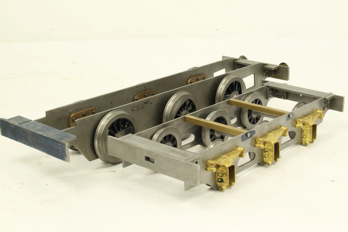 2 1/2 inch gauge "Southern Maid" frames and castings