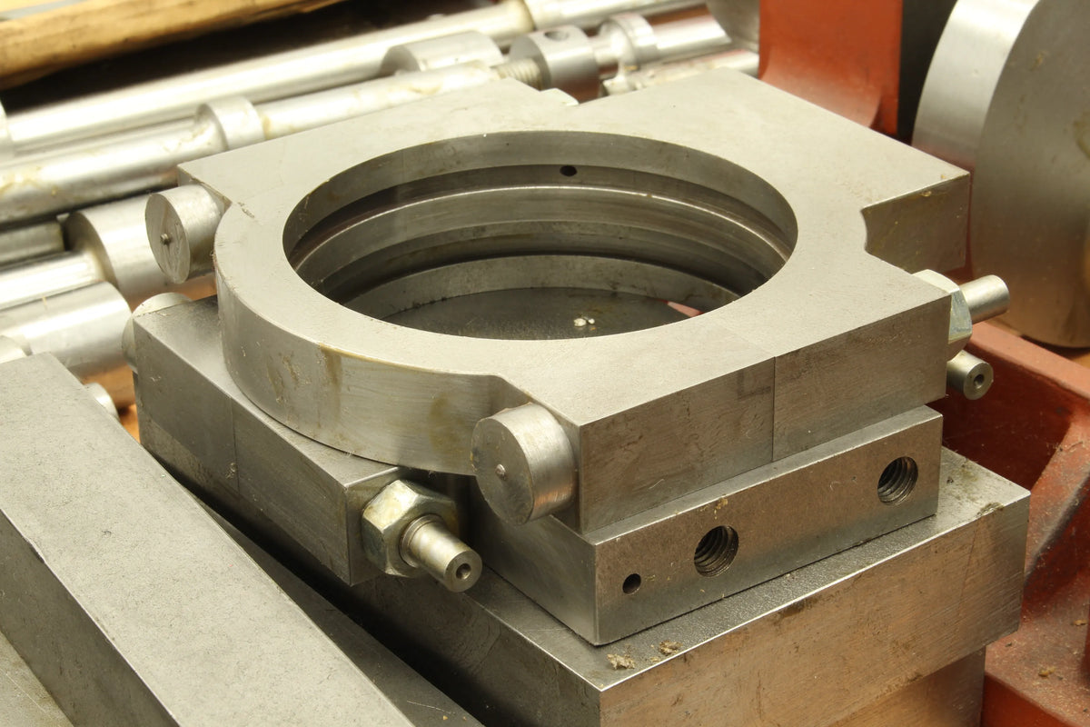 Greenly vertical high pressure launch engine