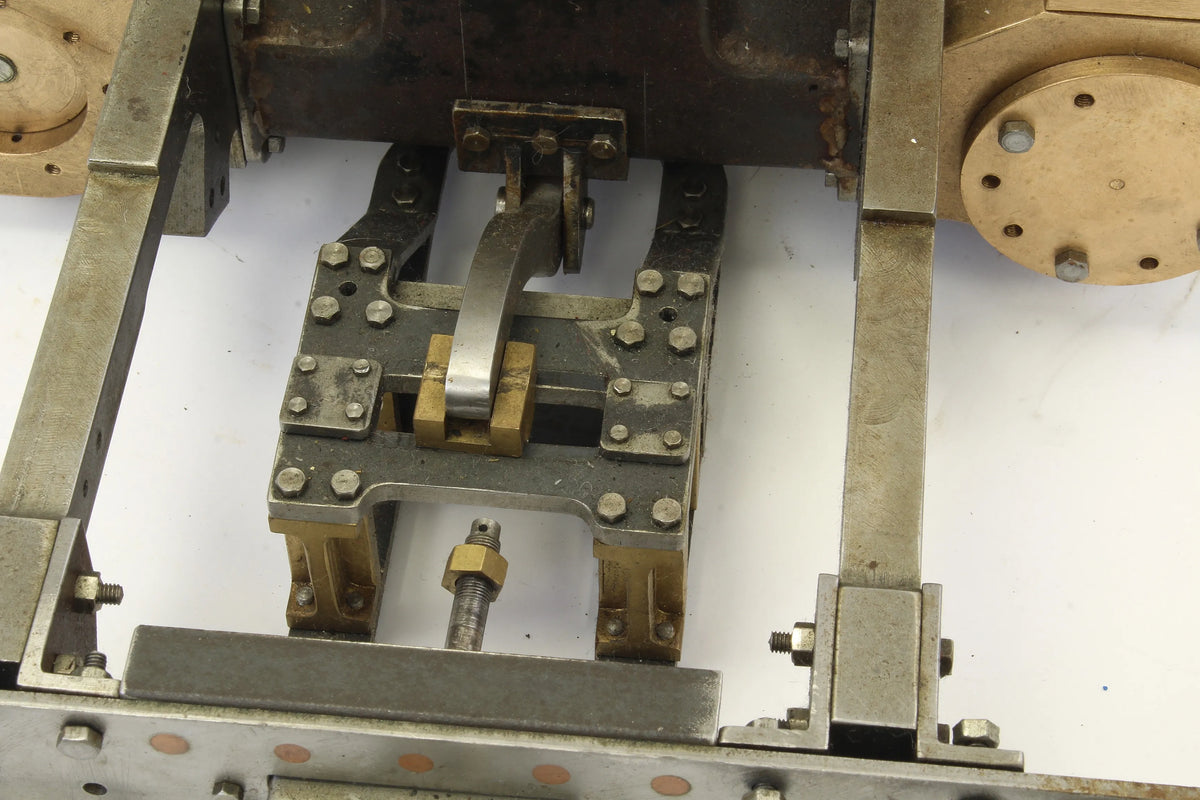3 1/2 inch gauge Alco "Mountaineer" chassis with cylinders