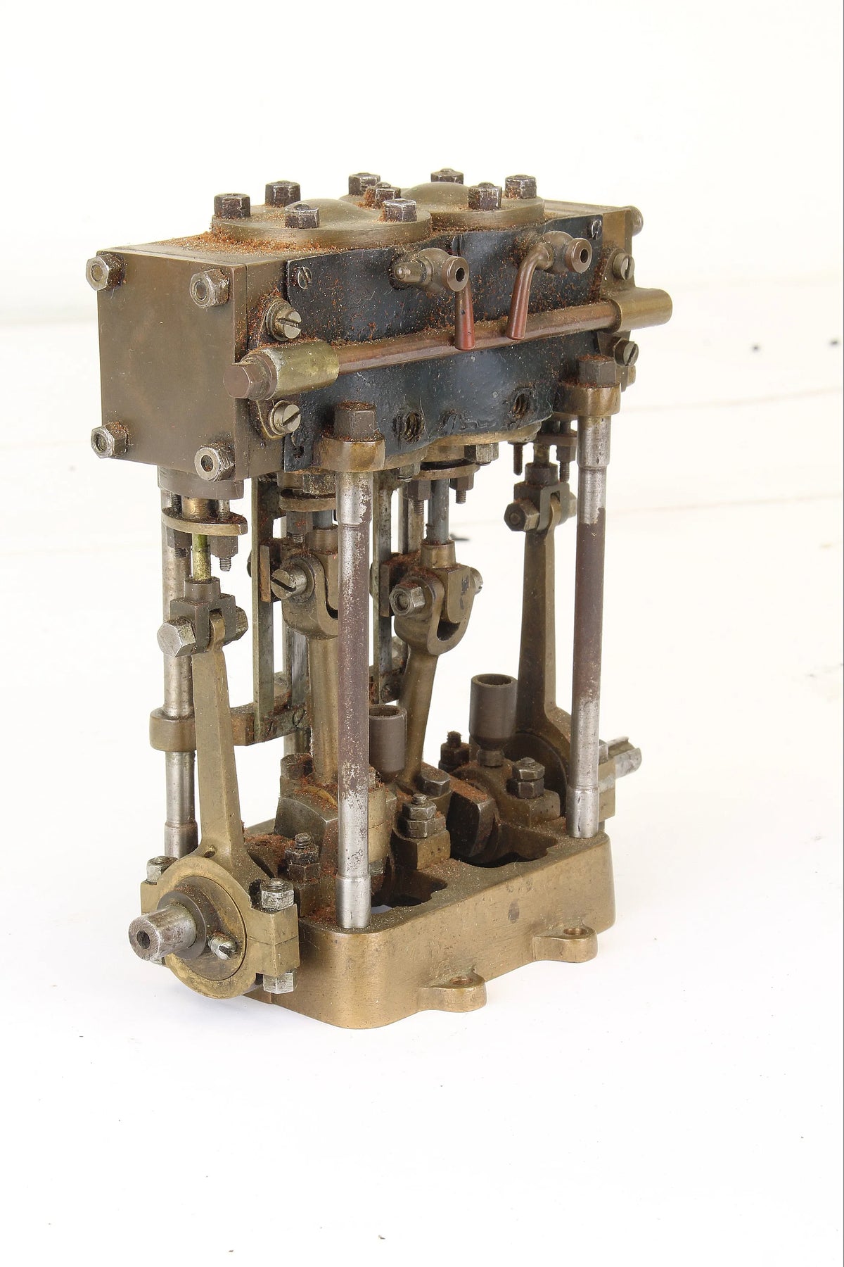 Twin launch engine