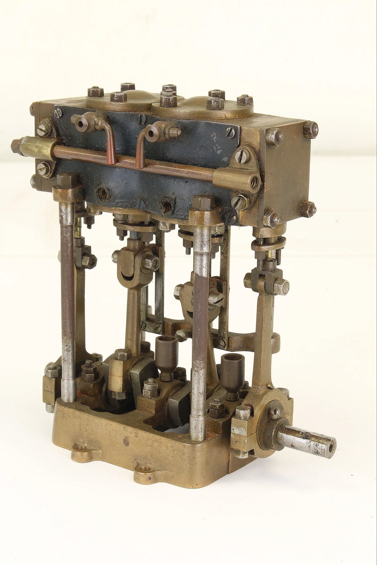 Twin launch engine