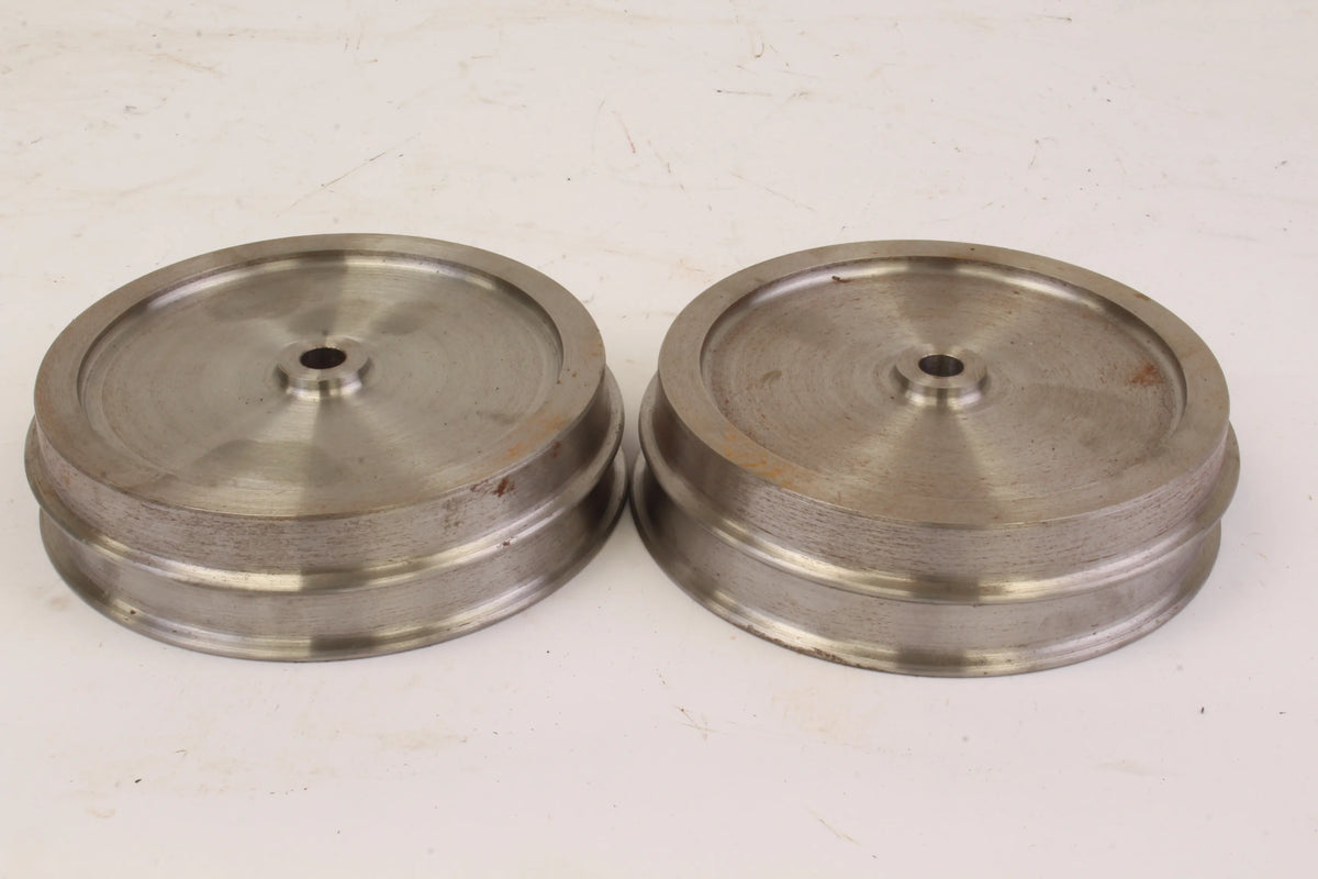 Four 7 1/4 inch gauge wheels