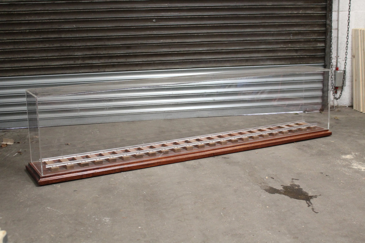5 inch gauge display track with perspex cover