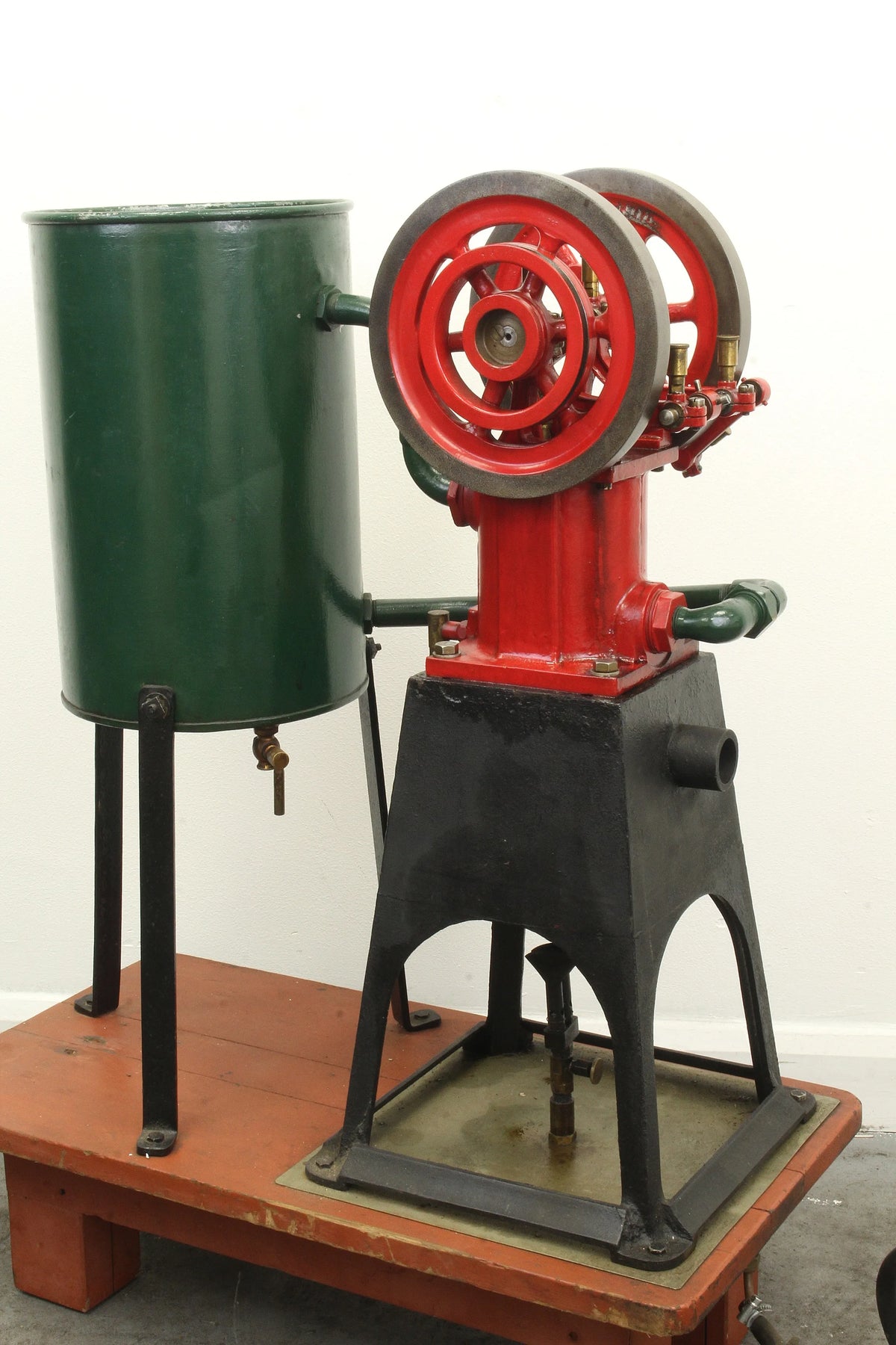 1912 Heinrici hot air engine