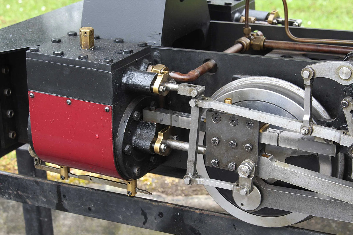 7 1/4 inch gauge "Stafford" 0-4-0ST works number 1313 with driving truck