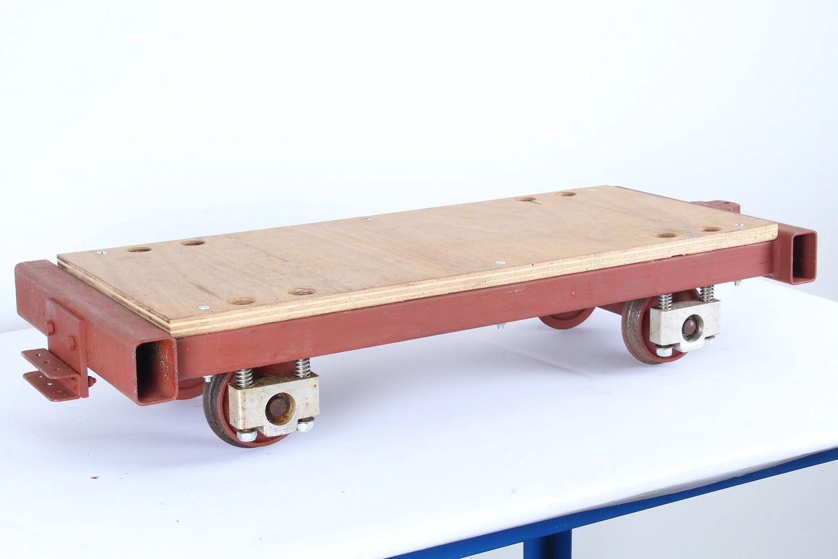 7 1/4 inch gauge flying tea tray