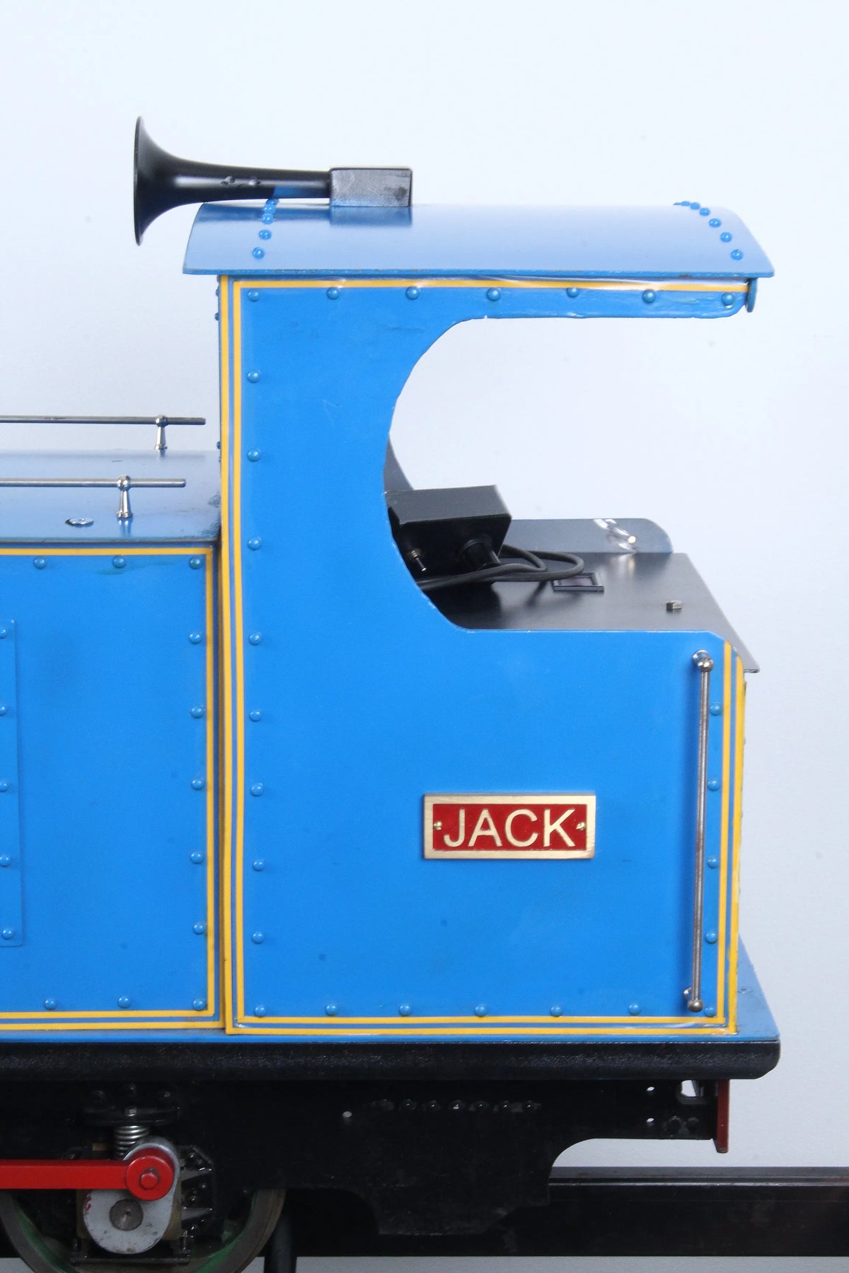7 1/4 inch gauge battery-electric 0-6-0 shunter