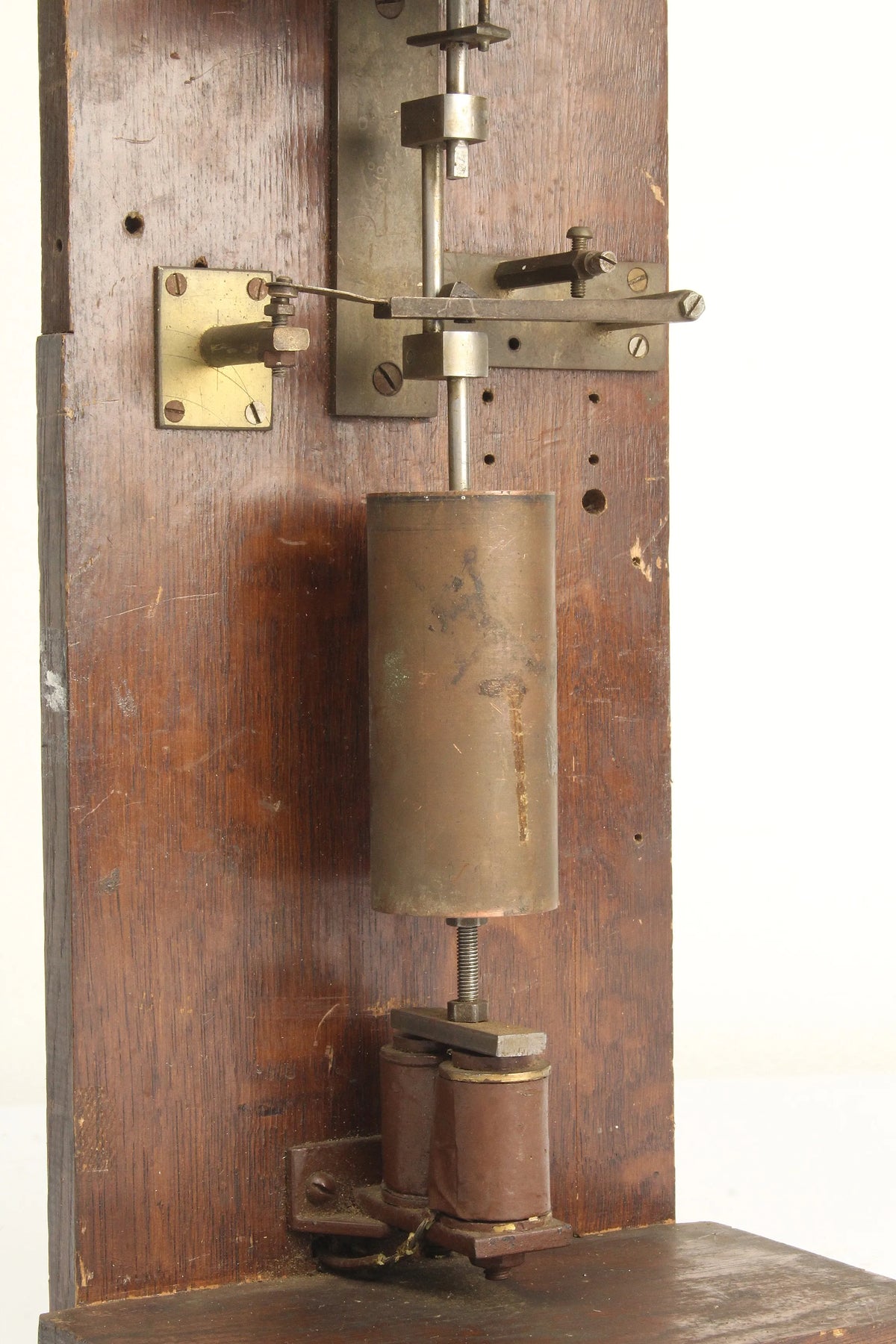 Hipp toggle electric clock for restoration