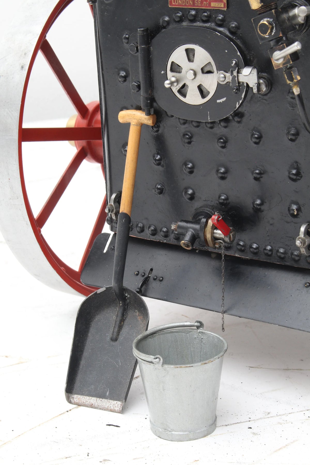 1 1/2 inch scale Marshall portable engine