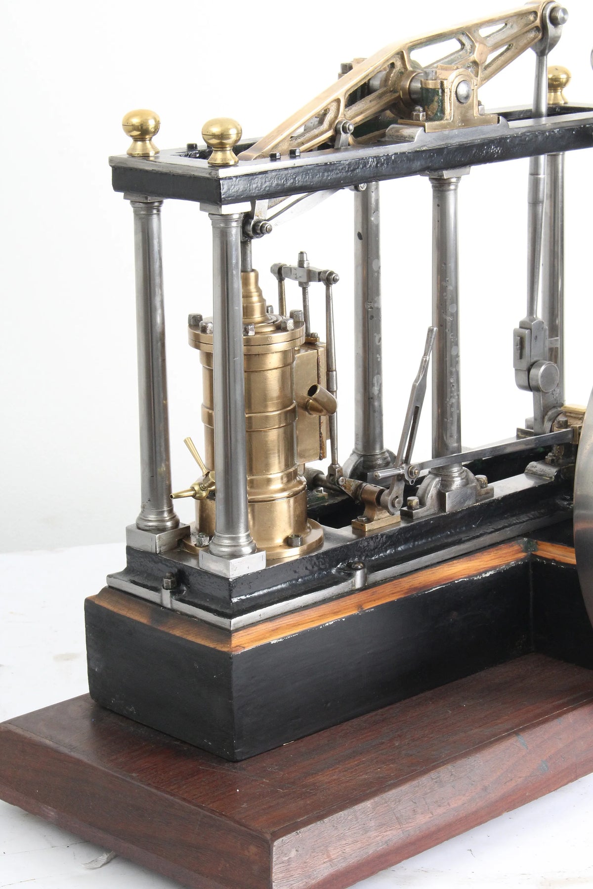 Large six pillar beam engine