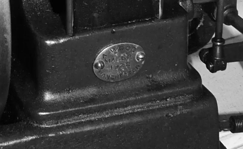 Vintage vertical engine