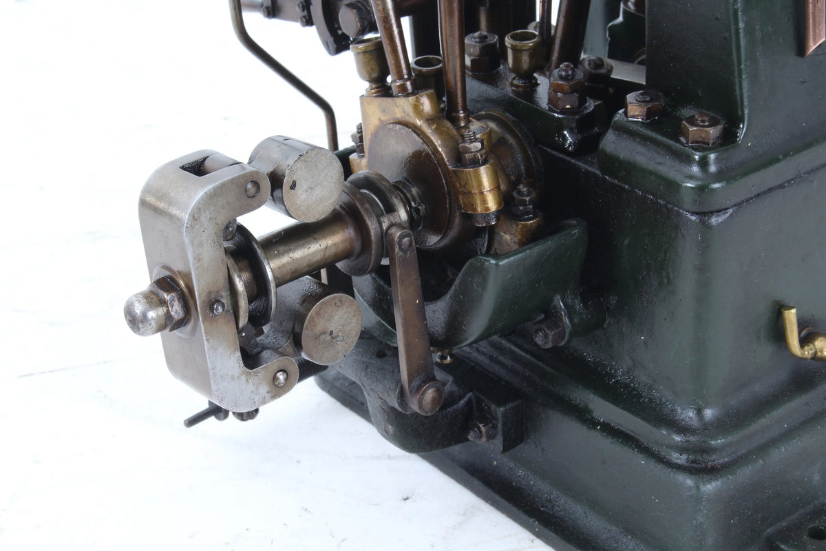 Vintage vertical engine