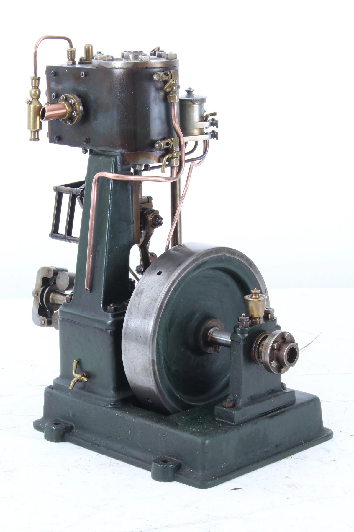 Vintage vertical engine