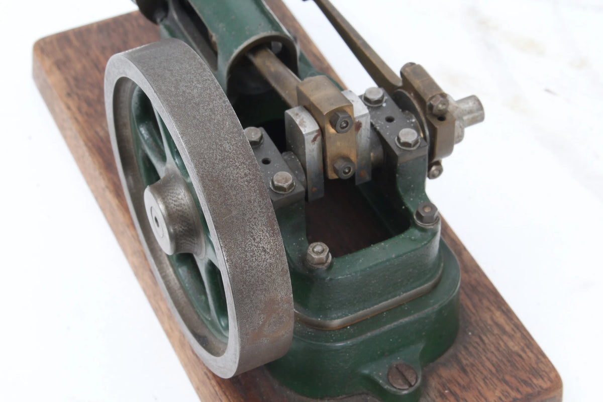 Stuart 10H horizontal mill engine