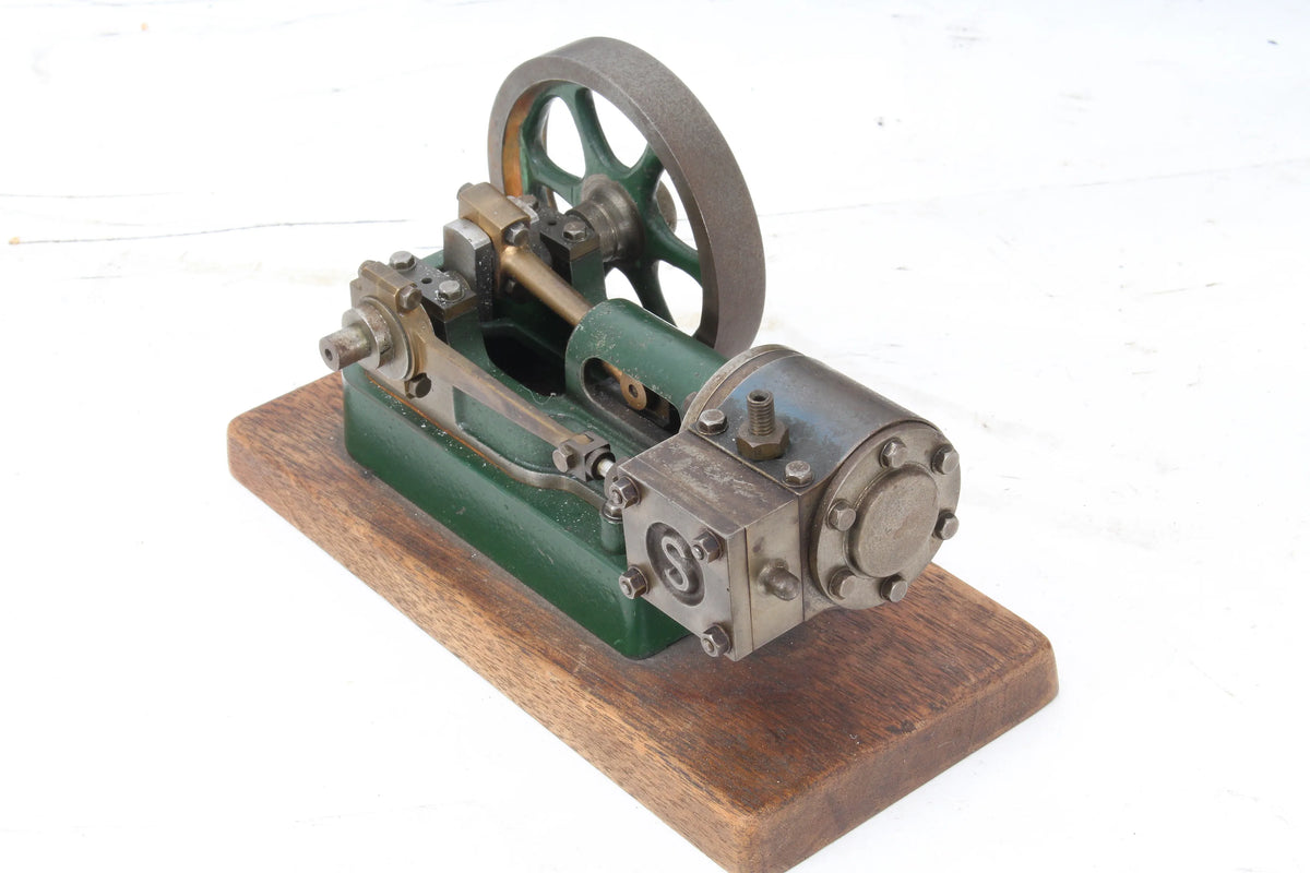 Stuart 10H horizontal mill engine
