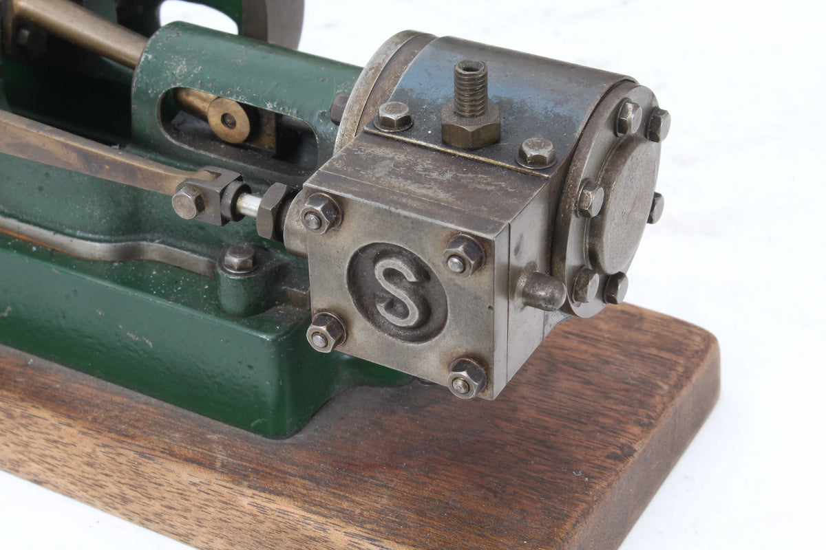 Stuart 10H horizontal mill engine