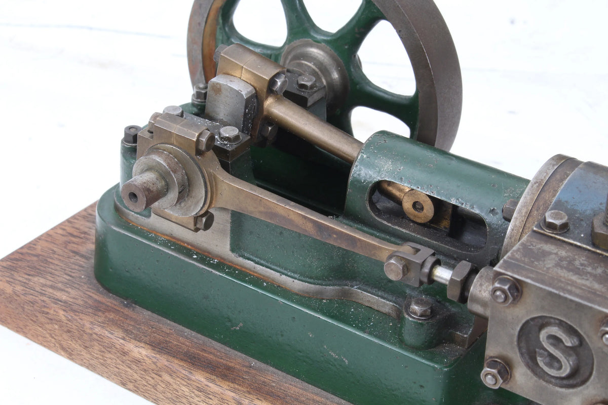 Stuart 10H horizontal mill engine