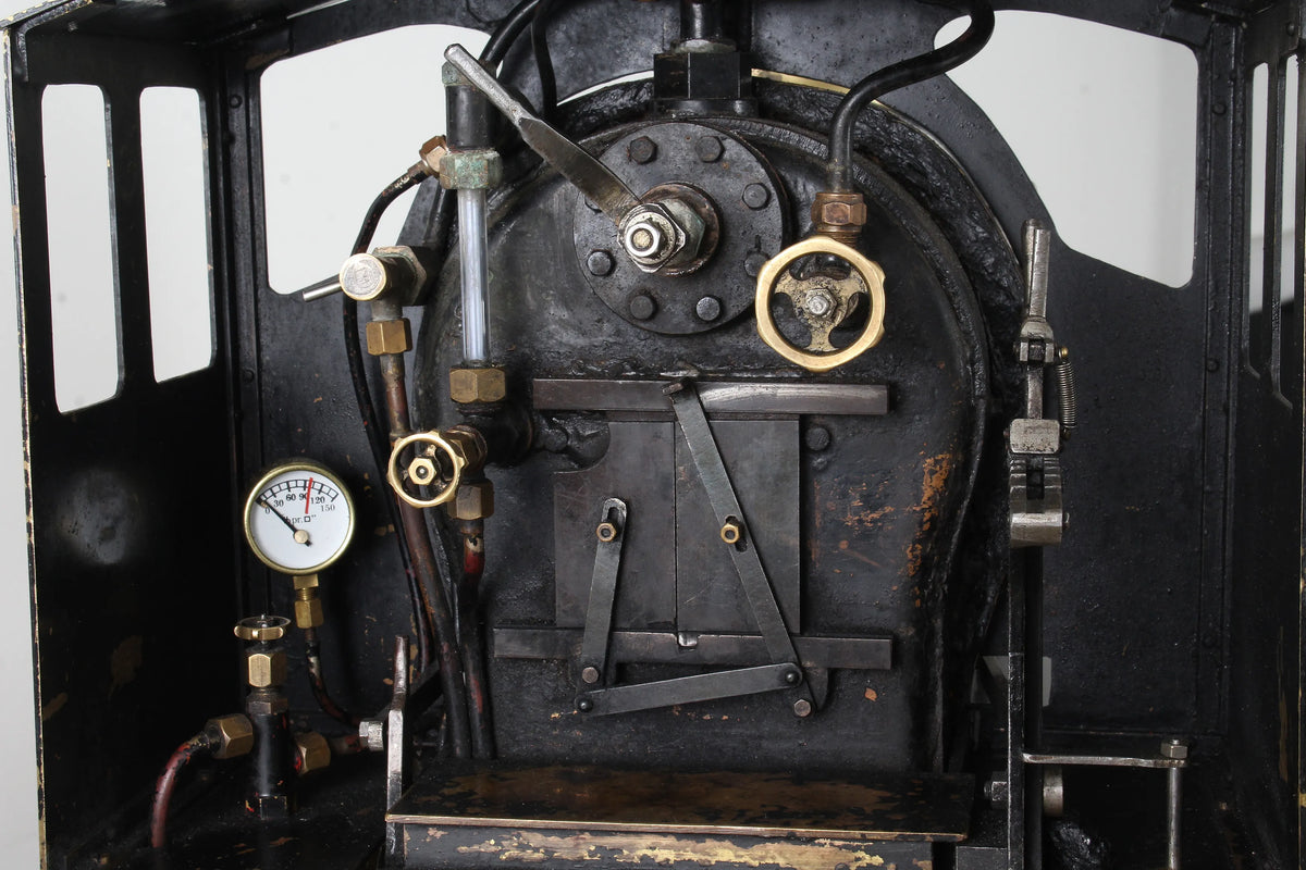 5 inch gauge "Gert" 0-6-0 + tender