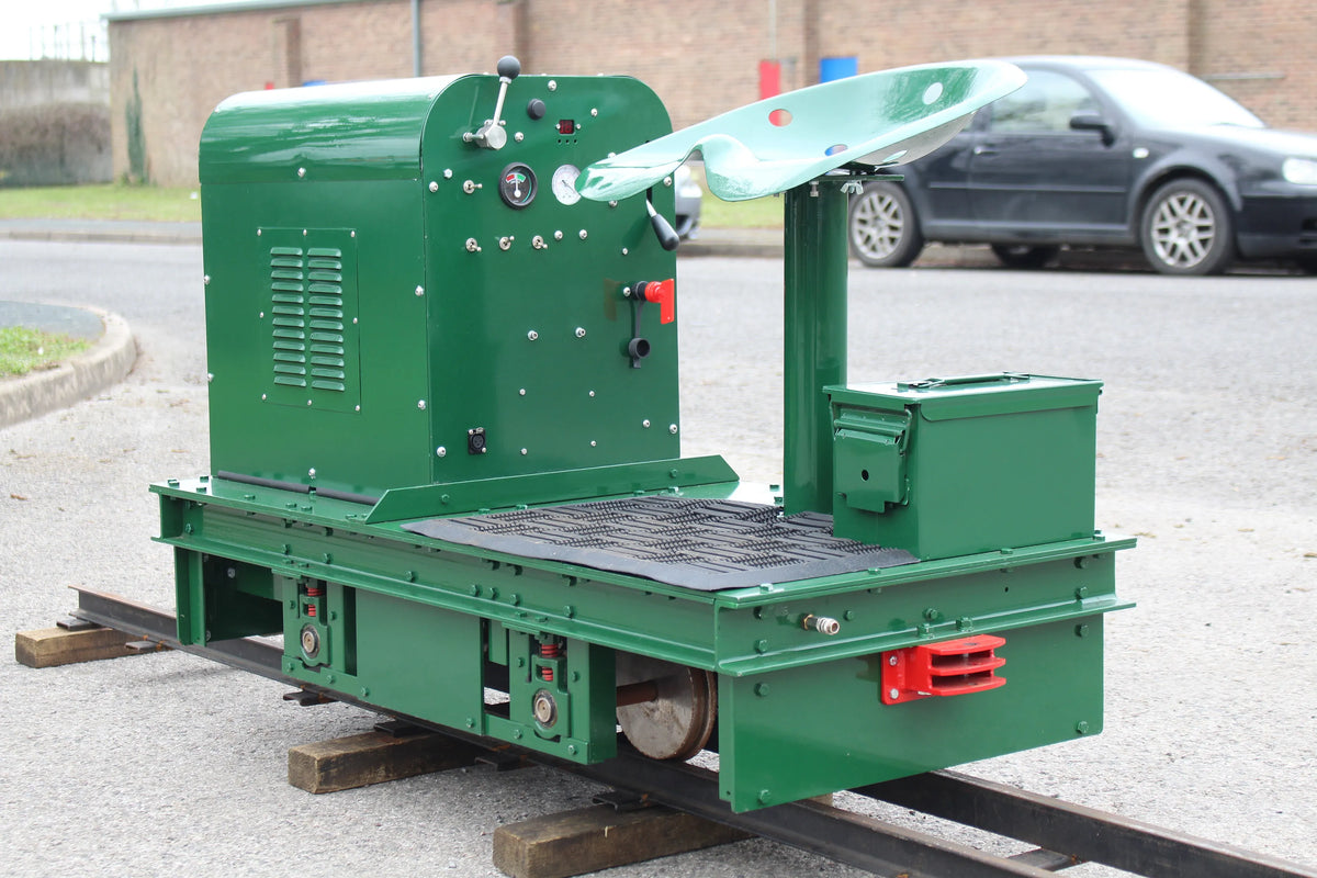 7 1/4 inch gauge battery electric "Listerlike"