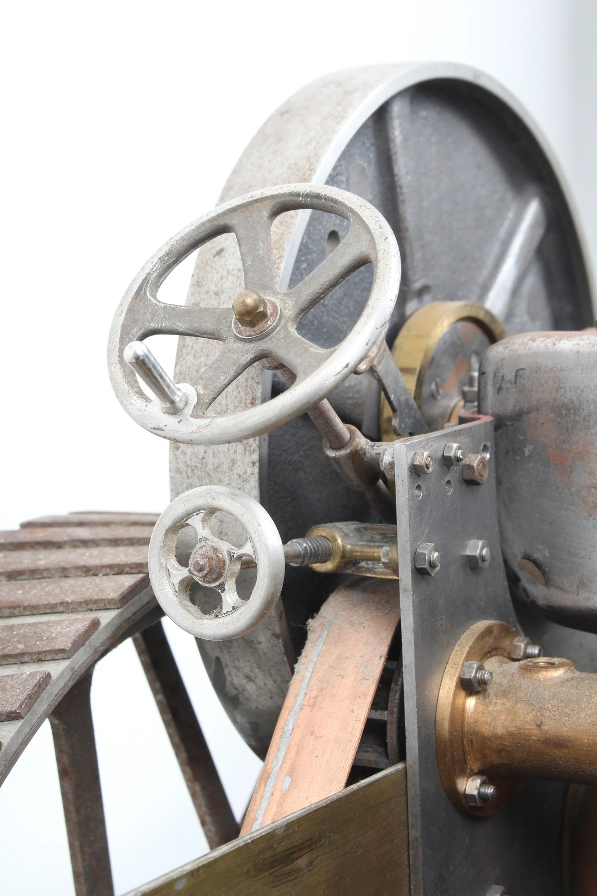 2 inch scale Burrell Gold Medal DCC steam tractor