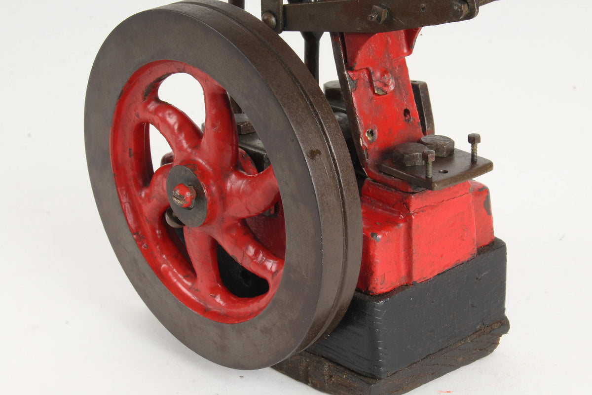 Vintage vertical engine