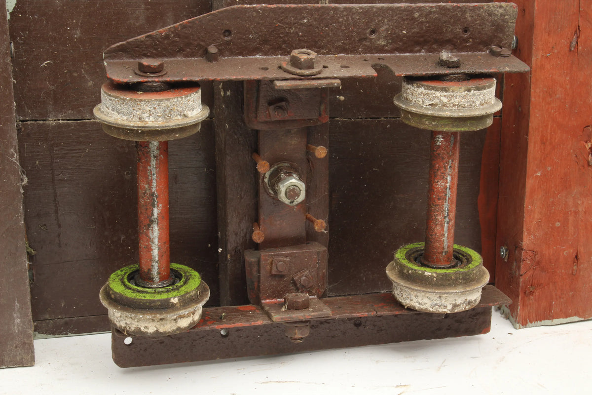 Pair simple 5 inch gauge open wagons