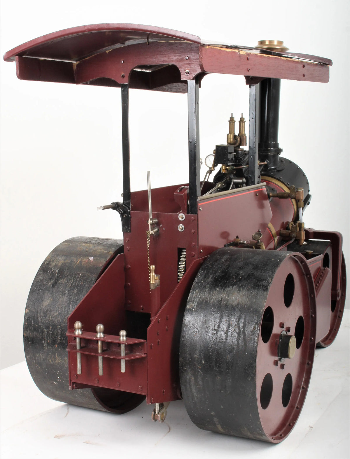 3 inch scale Wallis & Steevens "Simplicity" steam roller