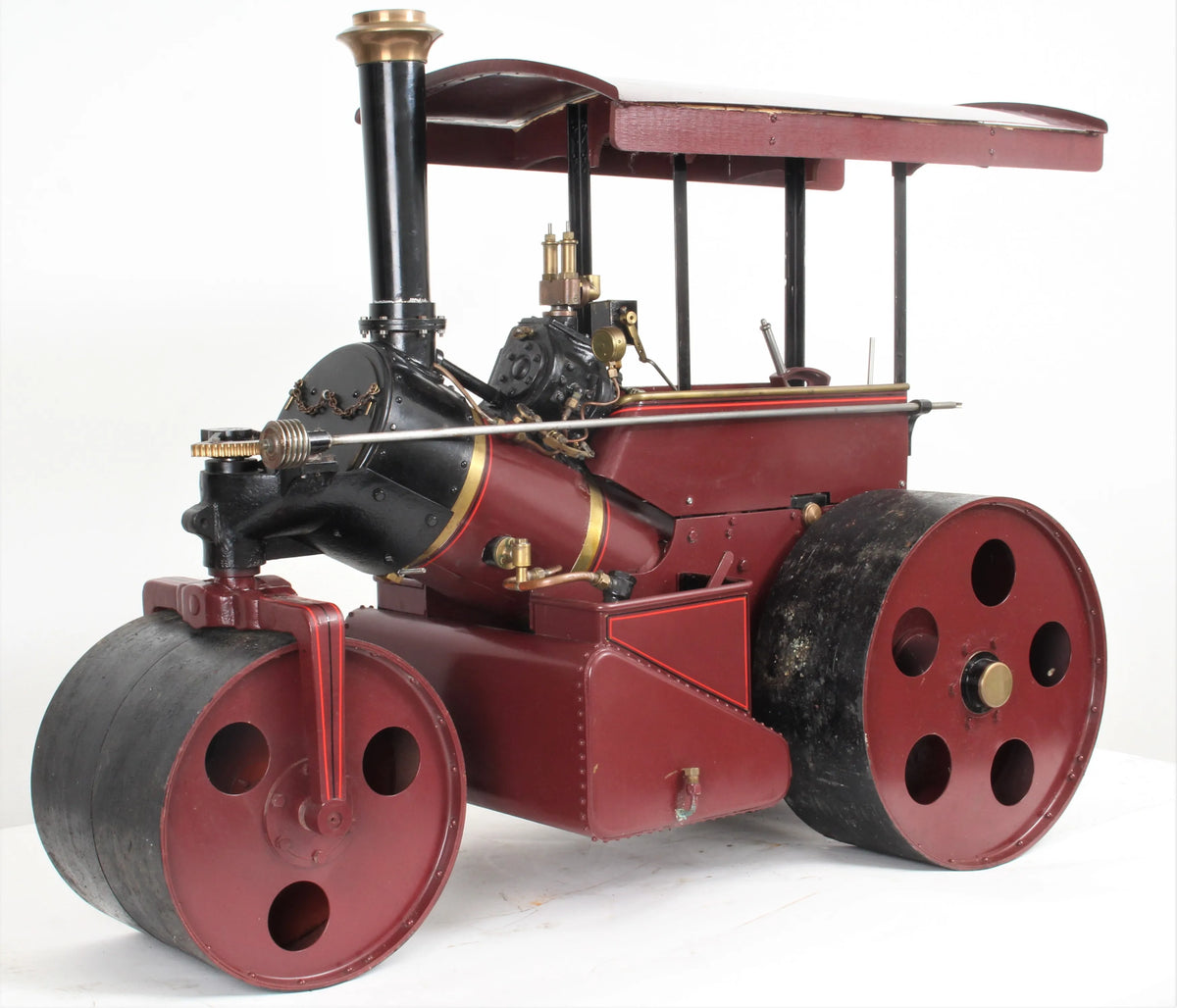 3 inch scale Wallis & Steevens "Simplicity" steam roller