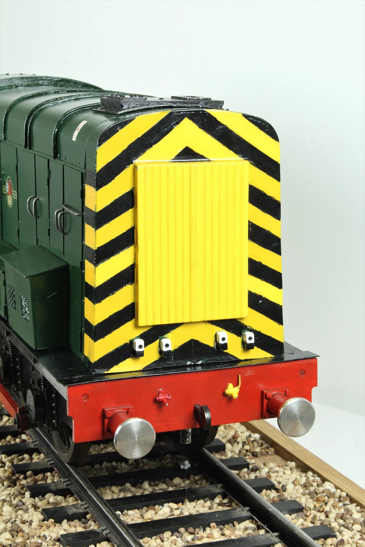 5 inch gauge Class 08 shunter