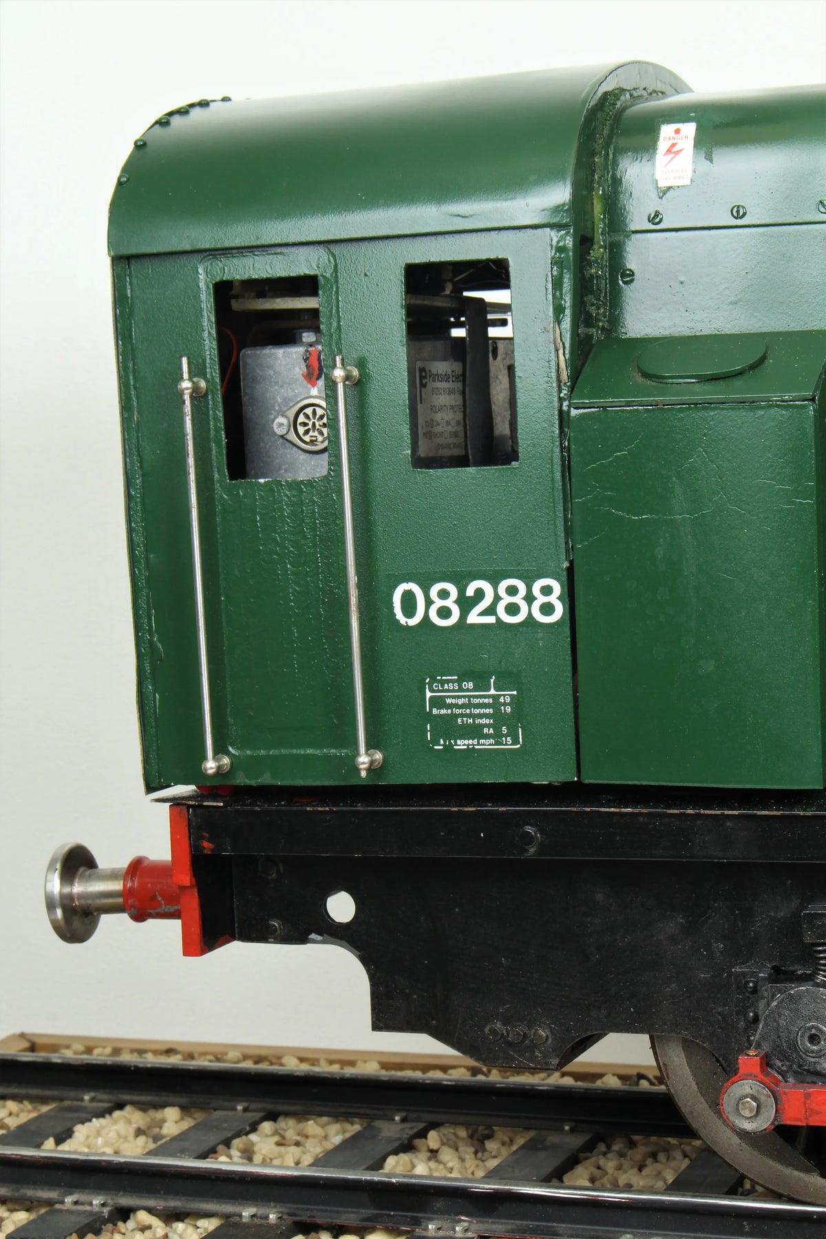 5 inch gauge Class 08 shunter