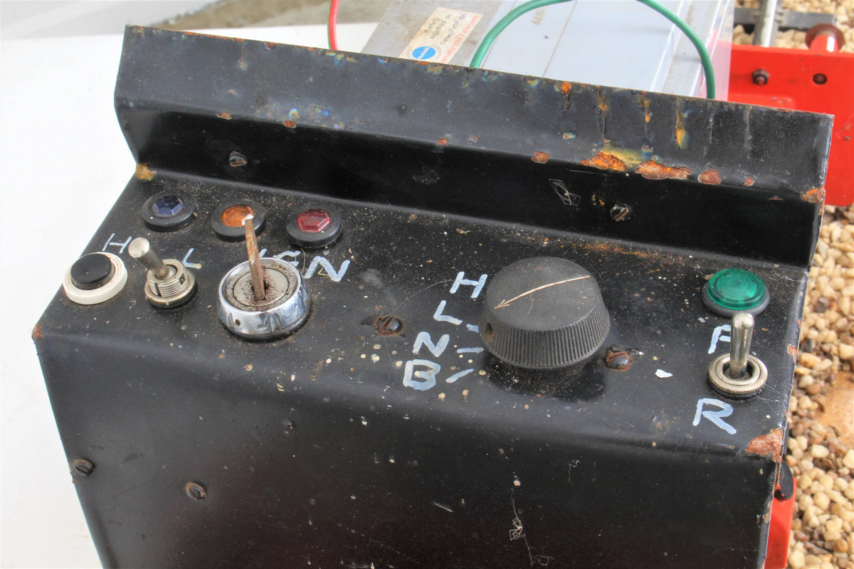 5 inch gauge Maxitrak Simplicity battery-electric shunter