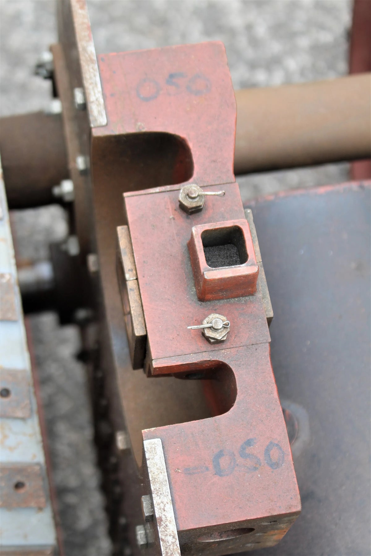 4 inch scale Burrell DCC road locomotive
