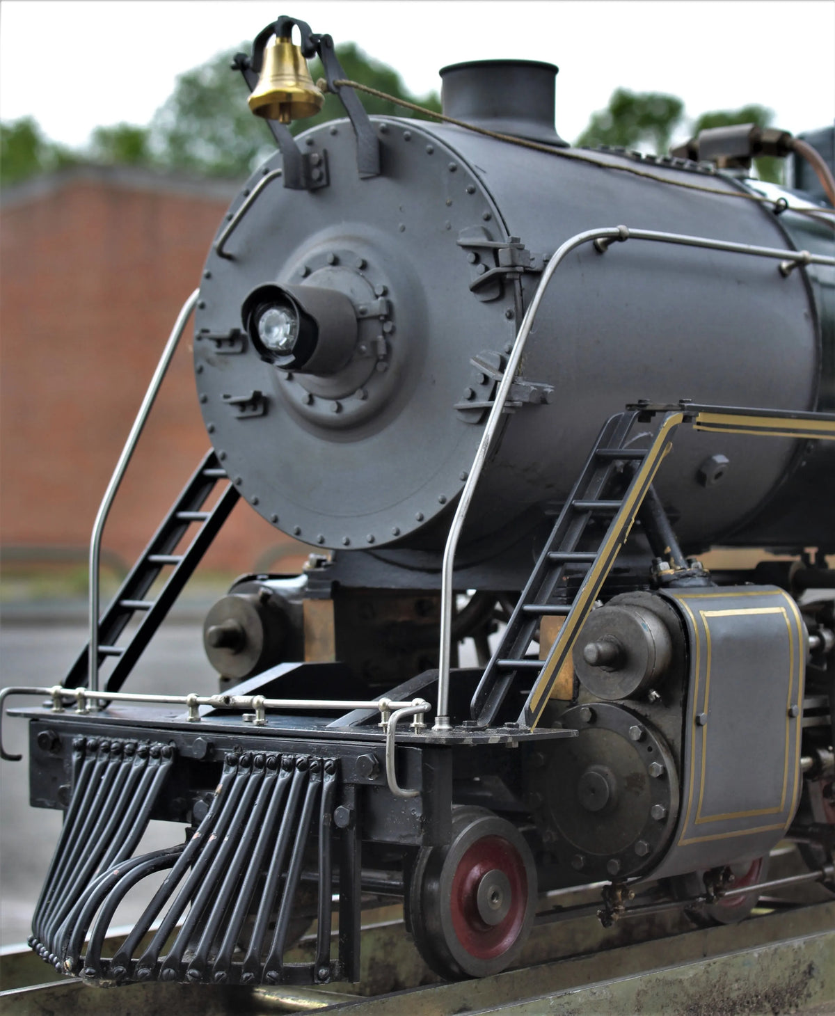 3 1/2 inch gauge Baldwin 4-8-4 "Columbia"