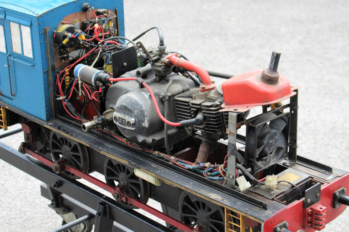 7 1/4 inch gauge diesel shunter