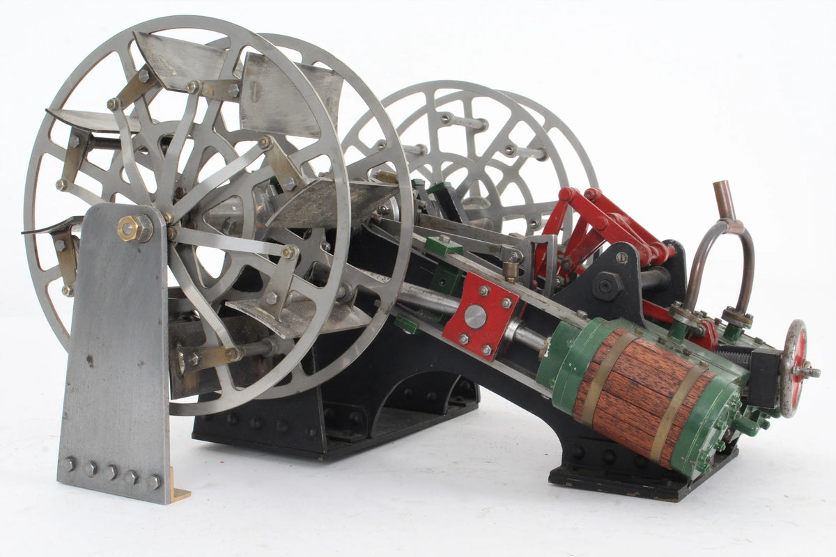 Diagonal paddle engine