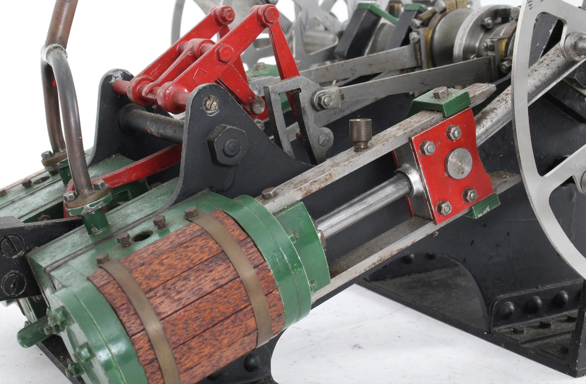 Diagonal paddle engine