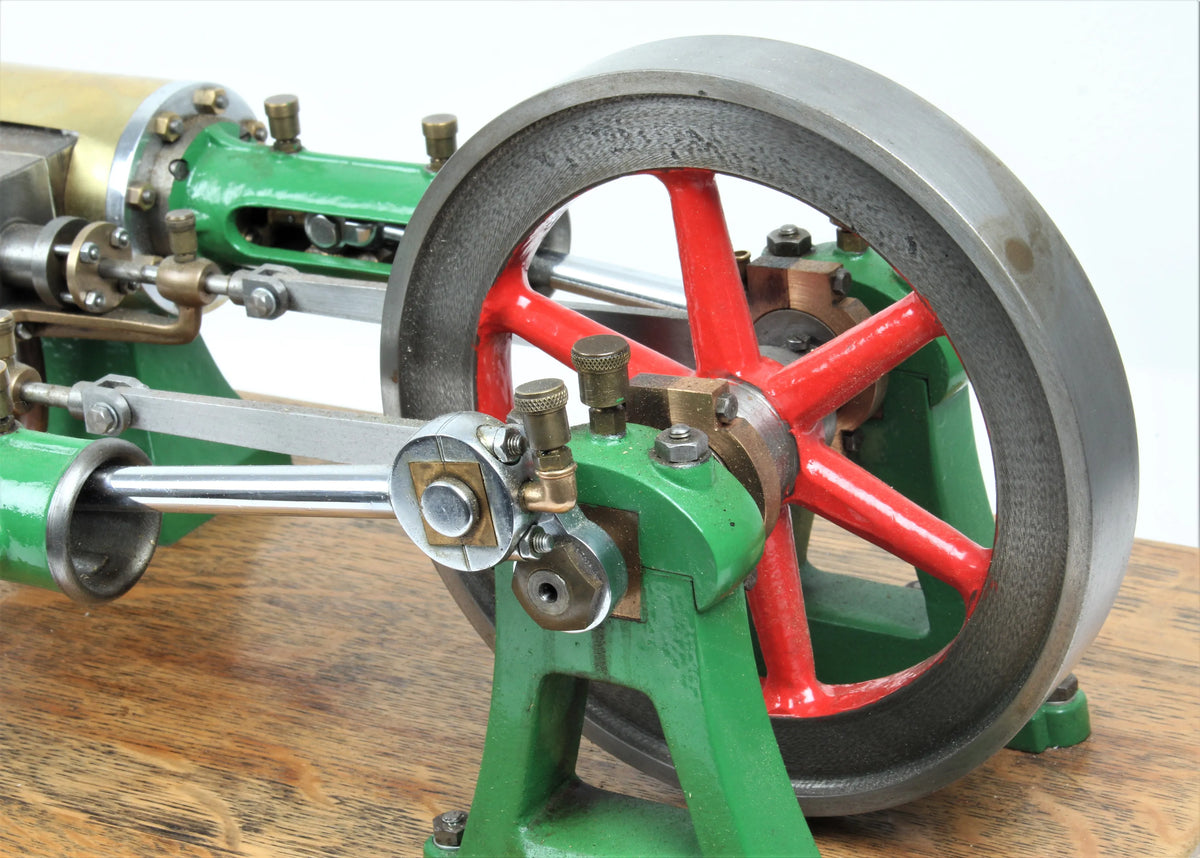 Large twin cylinder mill engine