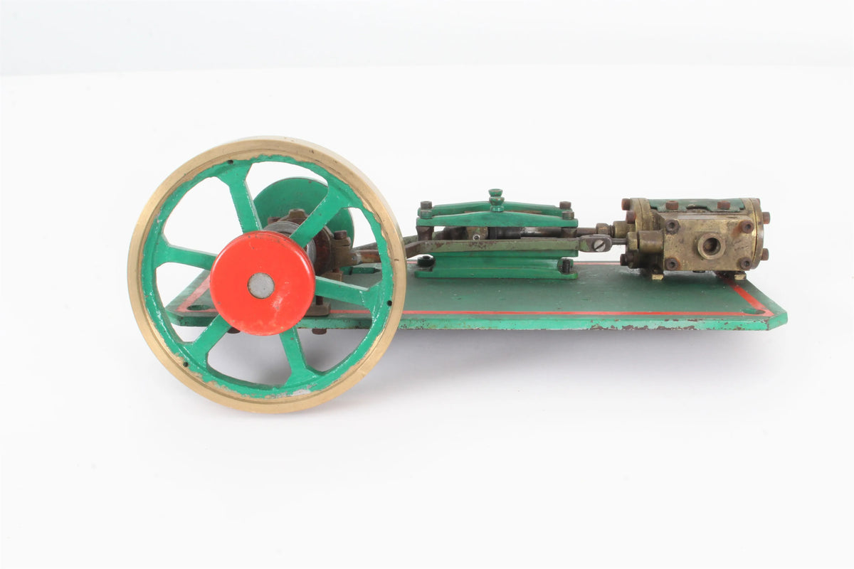 Vintage horizontal engine