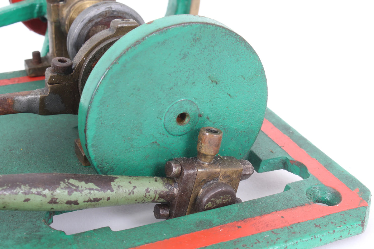 Vintage horizontal engine