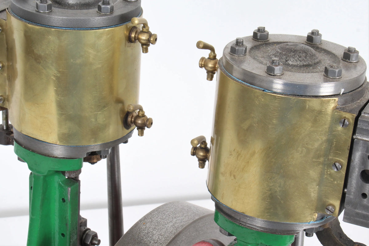 Twin Stuart No.1 vertical engines on base
