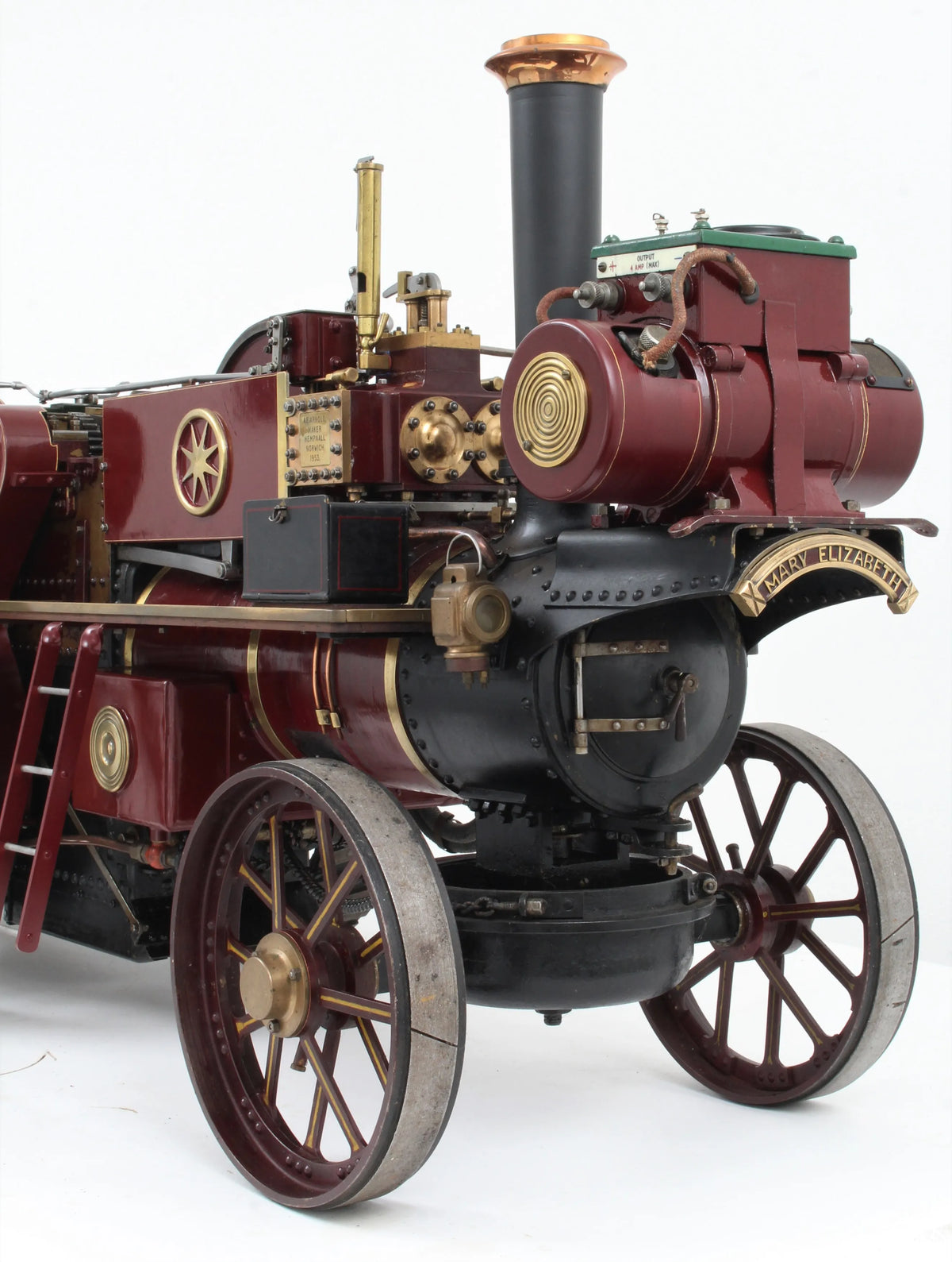 2 inch scale DCC Showmans engine