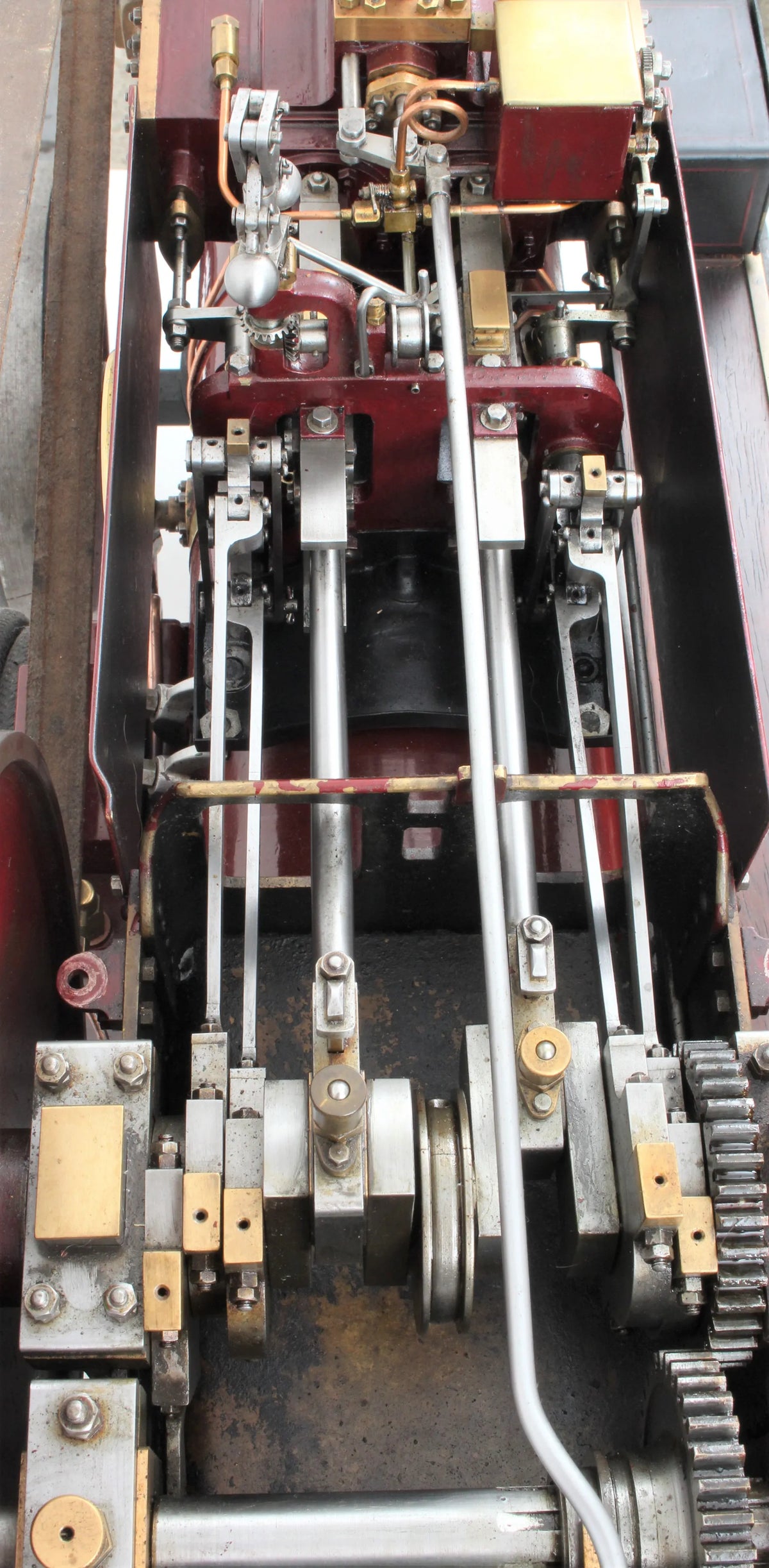 2 inch scale DCC Showmans engine