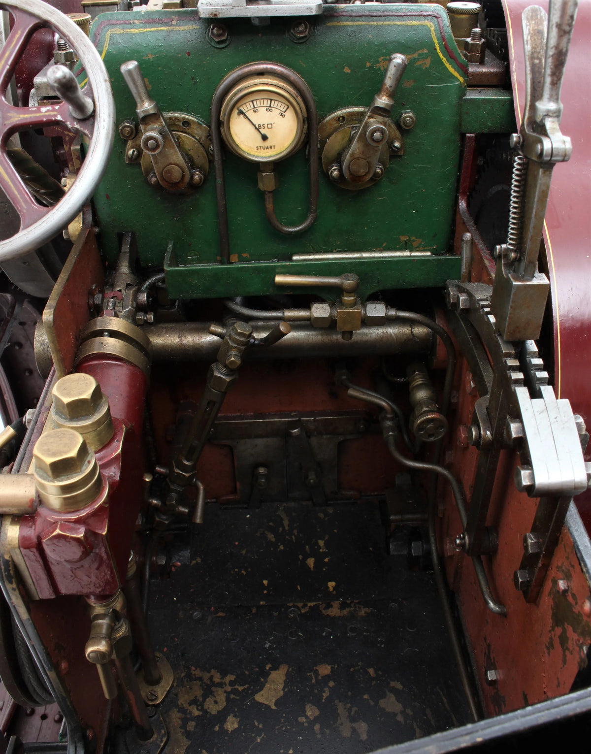 2 inch scale DCC Showmans engine